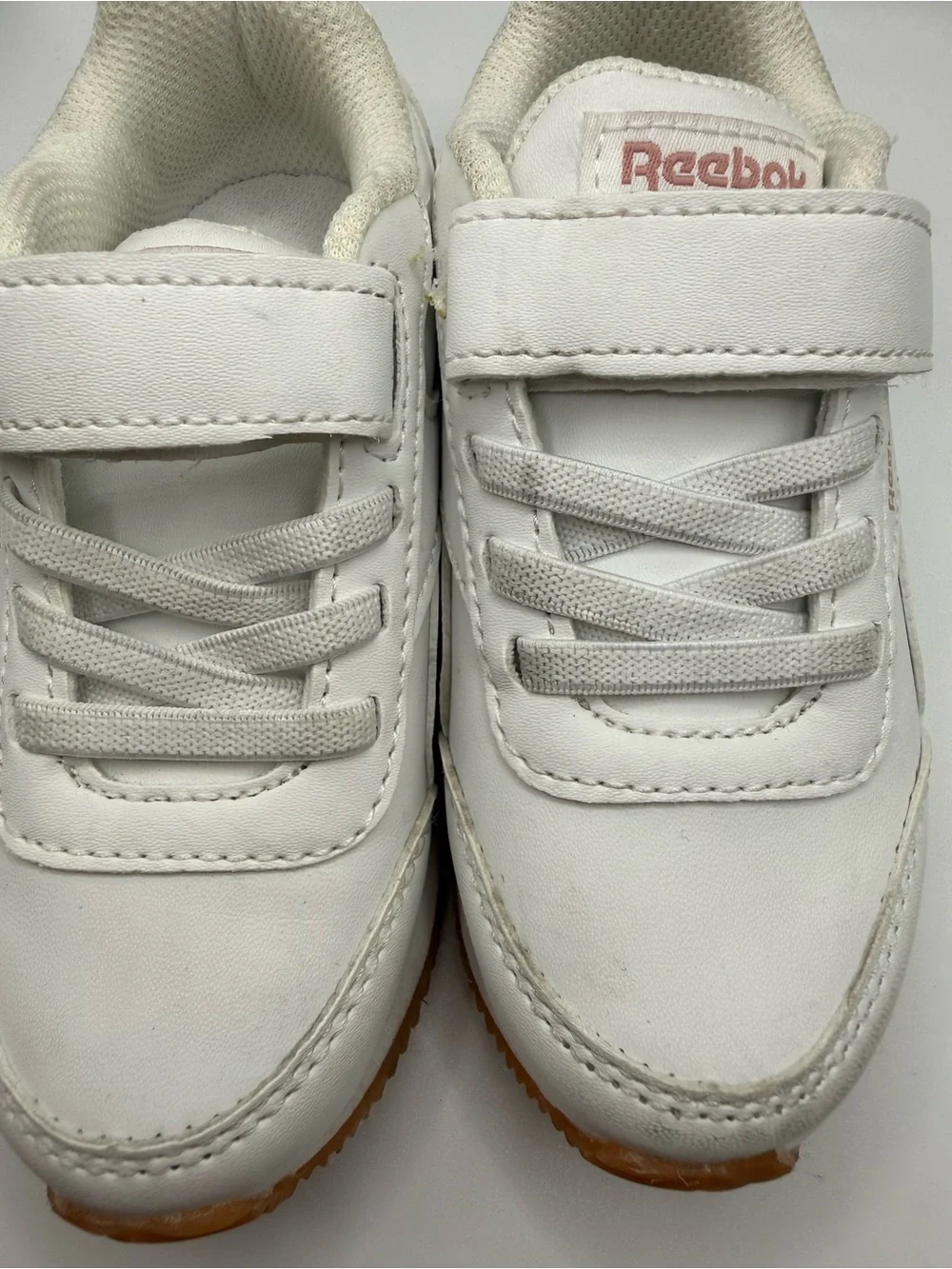 Reebok White Kids Sneakers with Light Pink Logo